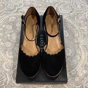 NWT Talbots Black Lyndsay Scallop Wedges